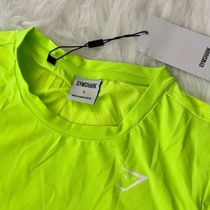 Gymshark shirt size Large